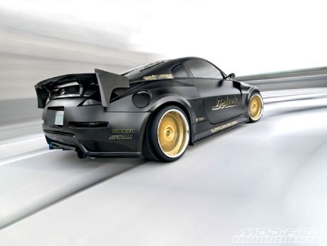 modp_0904_01_o+2004_nissan_350z+rear_side_view.jpg